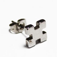 Пусеты в ухо